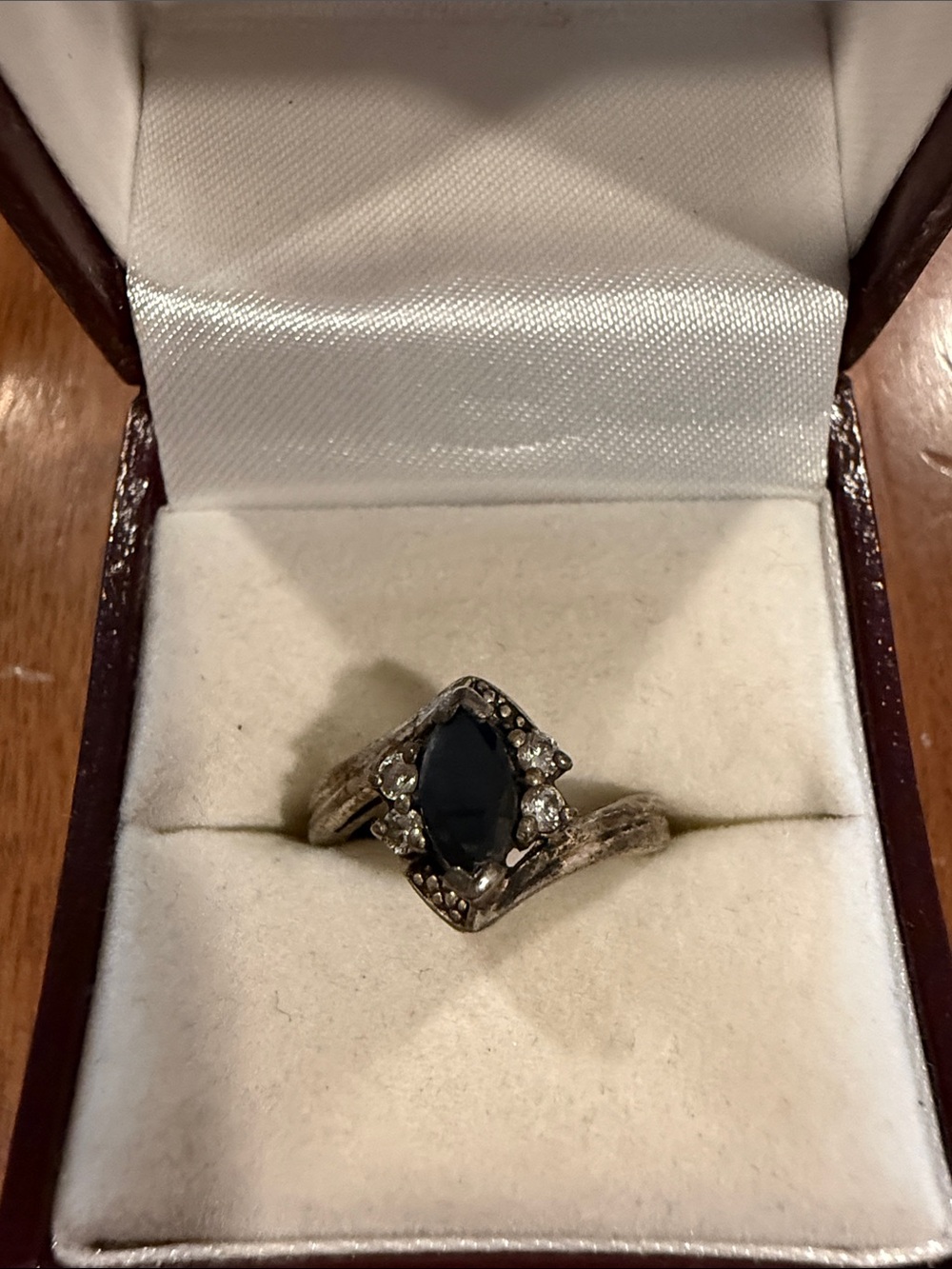 Vintage Avon RJ 925 Deep Navy Blue/Black marquise stone Size 5